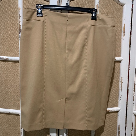 Talbots EUC wool blend pencil skirt - Picture 7 of 8